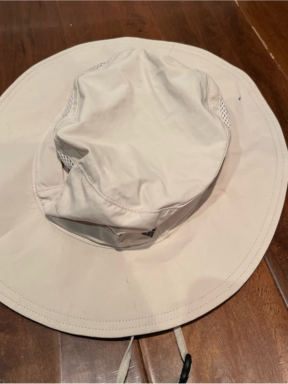 Columbia Beige Unisex Outdoor Cap with Mesh Lining - Picture 2 of 7